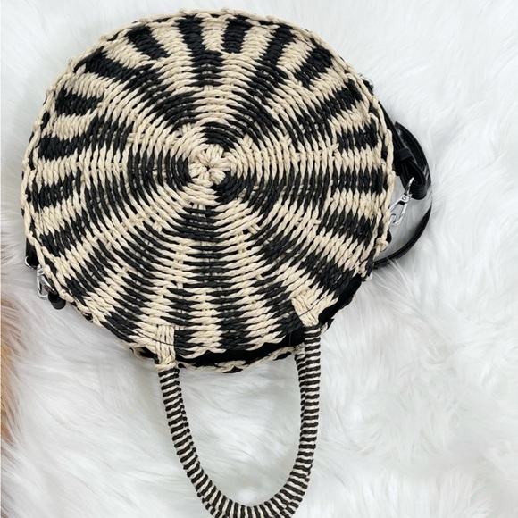 NWT MMS Design Studio White&black Straw Purse - Picture 2 of 8